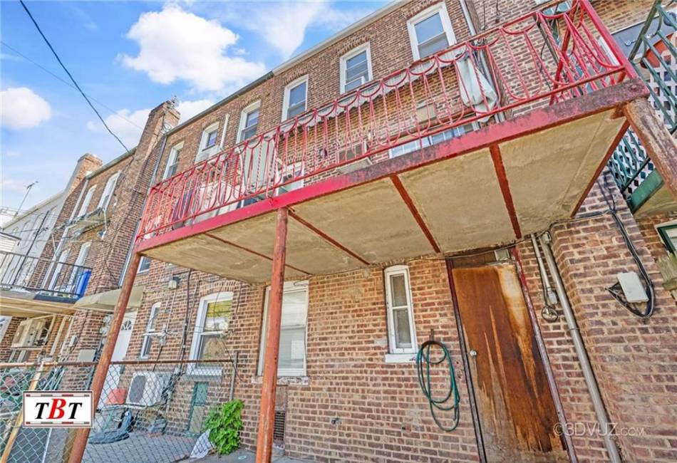2052 28th Street, Brooklyn, New York 11229, 3 Bedrooms Bedrooms, ,3 BathroomsBathrooms,Residential,For Sale,28th,492432
