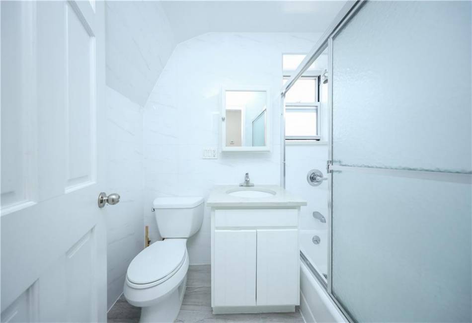 187 Avenue O, Brooklyn, New York 11204, 3 Bedrooms Bedrooms, ,2 BathroomsBathrooms,Residential,For Sale,Avenue O,492438