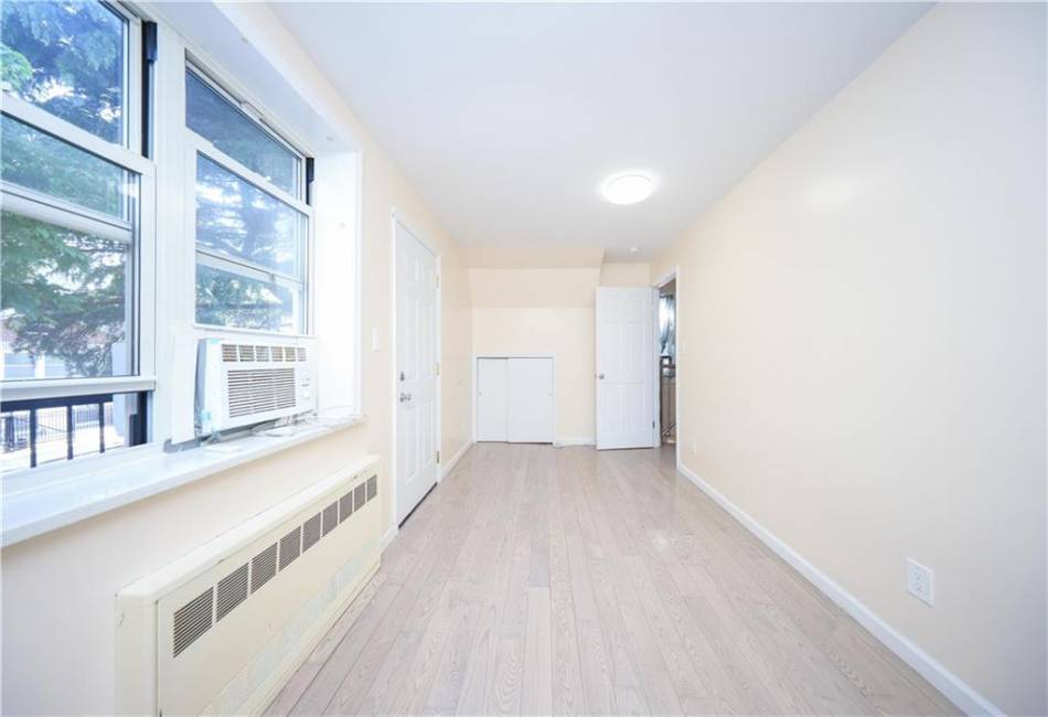 187 Avenue O, Brooklyn, New York 11204, 3 Bedrooms Bedrooms, ,2 BathroomsBathrooms,Residential,For Sale,Avenue O,492438