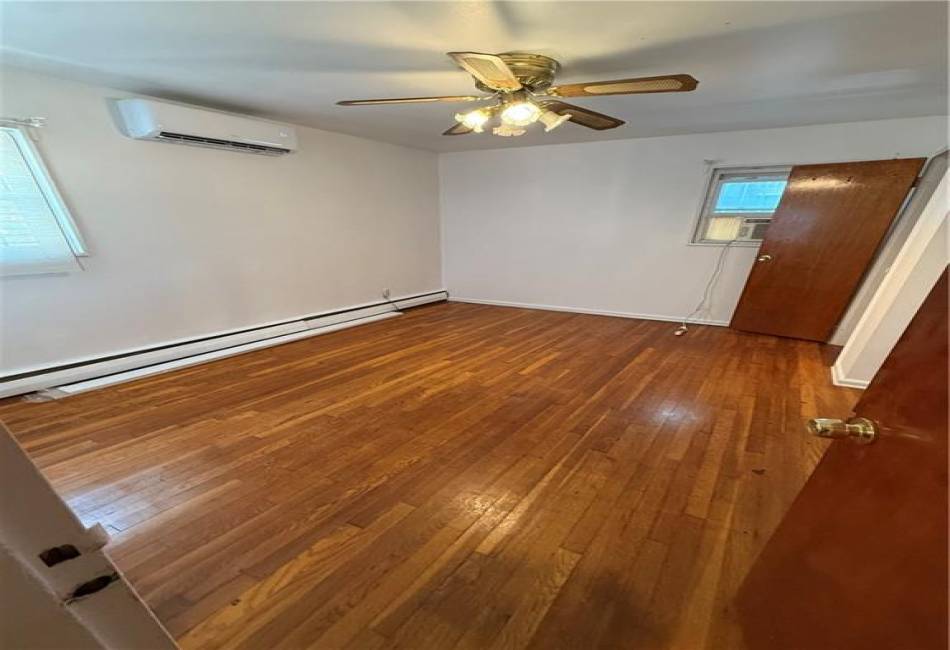 10554 Flatlands 6th Street, Brooklyn, New York 11236, 1 Bedroom Bedrooms, ,1 BathroomBathrooms,Rental,For Sale,Flatlands 6th,492441