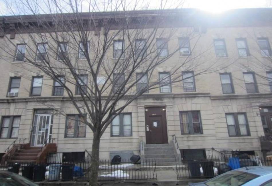 1298 Sterling Place, Brooklyn, New York 11213, ,6 BathroomsBathrooms,Residential,For Sale,Sterling,492381