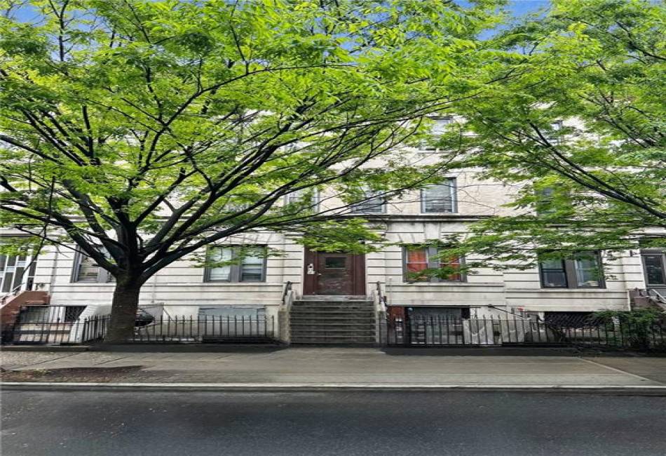1298 Sterling Place, Brooklyn, New York 11213, ,6 BathroomsBathrooms,Residential,For Sale,Sterling,492381