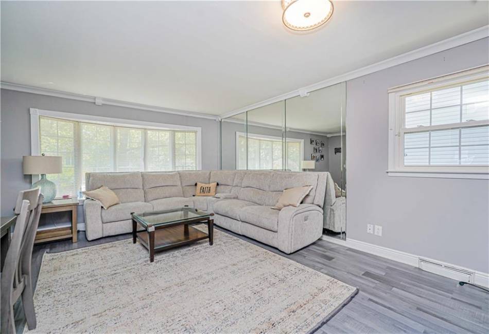 39 Morton Street, Staten Island, New York 10306, 3 Bedrooms Bedrooms, ,2 BathroomsBathrooms,Residential,For Sale,Morton,492430