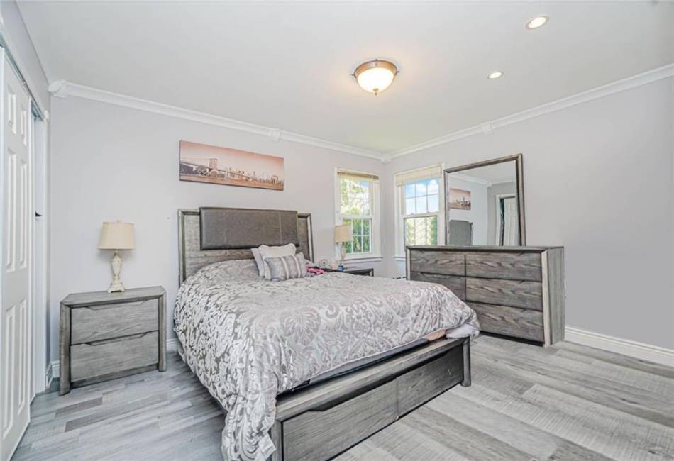 39 Morton Street, Staten Island, New York 10306, 3 Bedrooms Bedrooms, ,2 BathroomsBathrooms,Residential,For Sale,Morton,492430