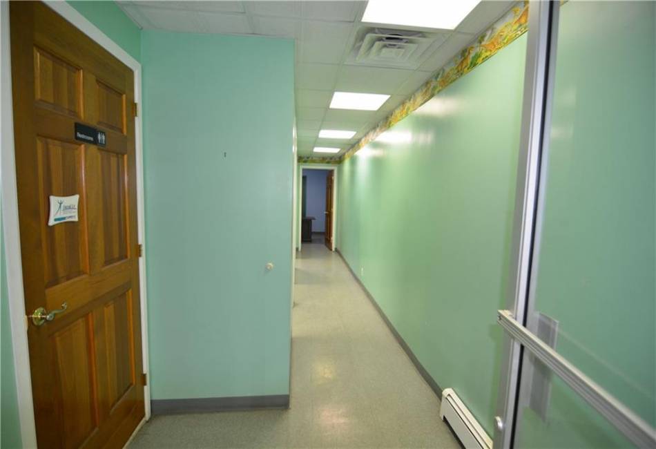 9522 Flatlands Avenue, Brooklyn, New York 11236, ,Mixed Use,For Sale,Flatlands,492440
