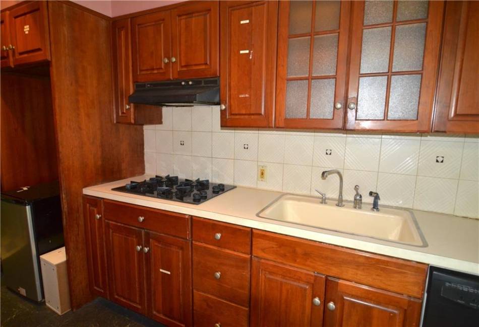 9522 Flatlands Avenue, Brooklyn, New York 11236, ,Mixed Use,For Sale,Flatlands,492440
