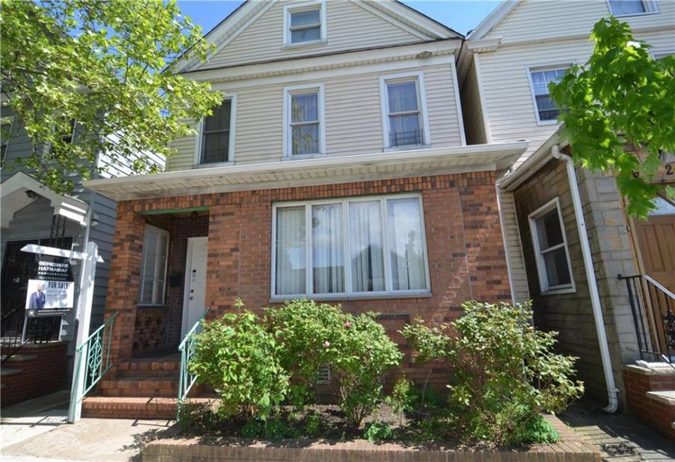 9522 Flatlands Avenue, Brooklyn, New York 11236, ,Mixed Use,For Sale,Flatlands,492440
