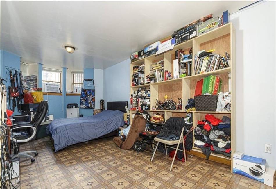 650 51st Street, Brooklyn, New York 11220, 3 Bedrooms Bedrooms, ,2 BathroomsBathrooms,Residential,For Sale,51st,492444