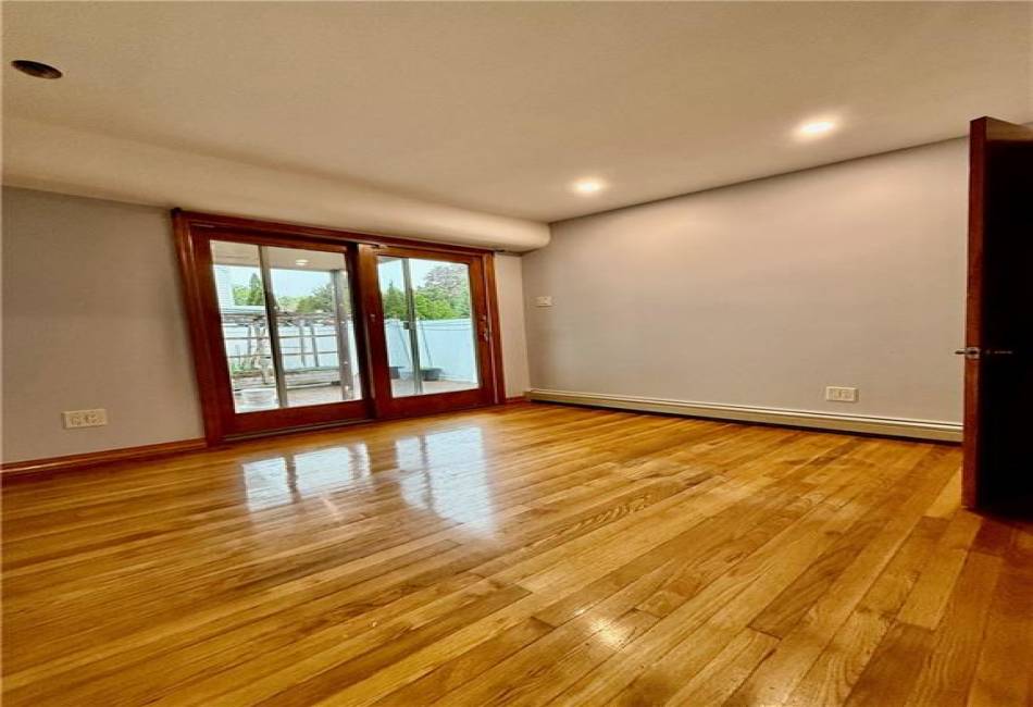 2240 57th Place, Brooklyn, New York 11234, 3 Bedrooms Bedrooms, ,2 BathroomsBathrooms,Rental,For Sale,57th,492447
