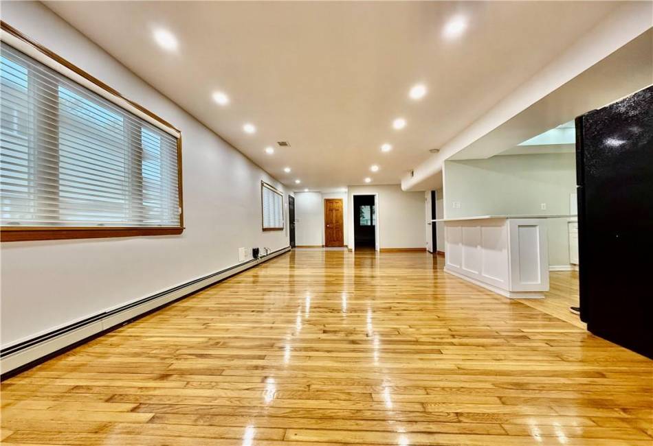 2240 57th Place, Brooklyn, New York 11234, 3 Bedrooms Bedrooms, ,2 BathroomsBathrooms,Rental,For Sale,57th,492447
