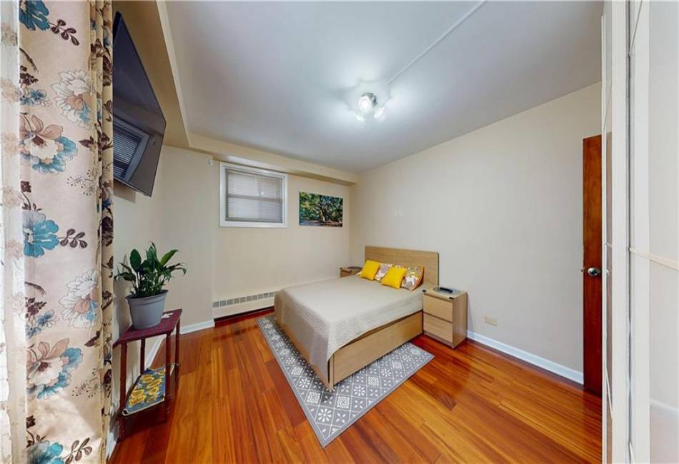 97-40 62nd Drive, Rego Park, New York 11374, 2 Bedrooms Bedrooms, ,1 BathroomBathrooms,Residential,For Sale,62nd,492453