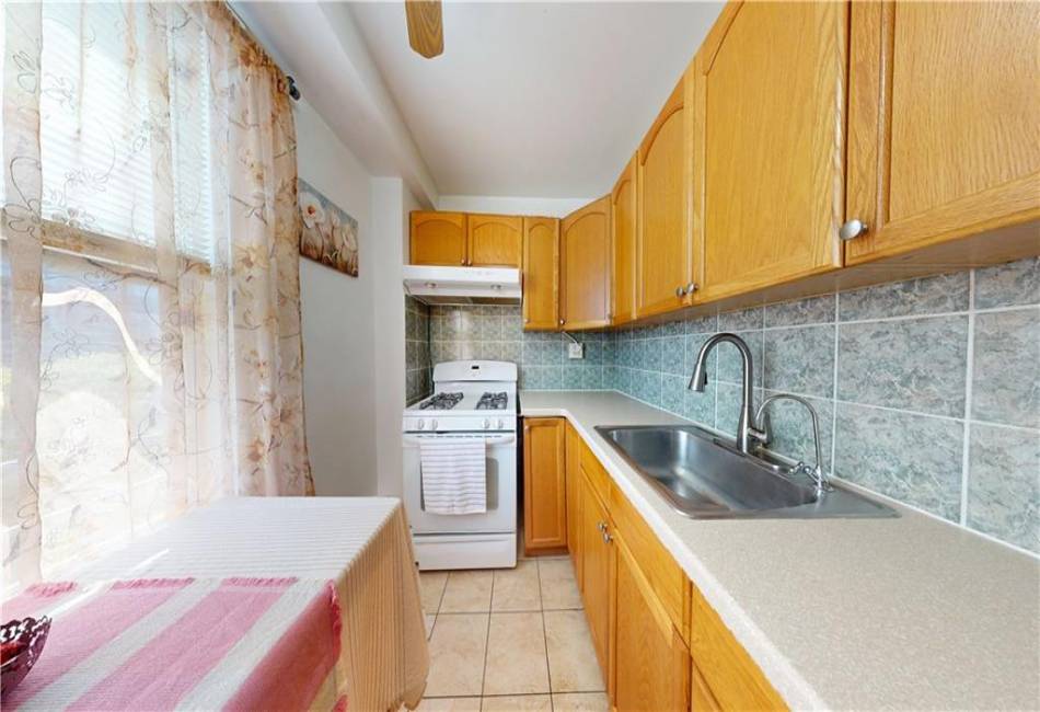 97-40 62nd Drive, Rego Park, New York 11374, 2 Bedrooms Bedrooms, ,1 BathroomBathrooms,Residential,For Sale,62nd,492453