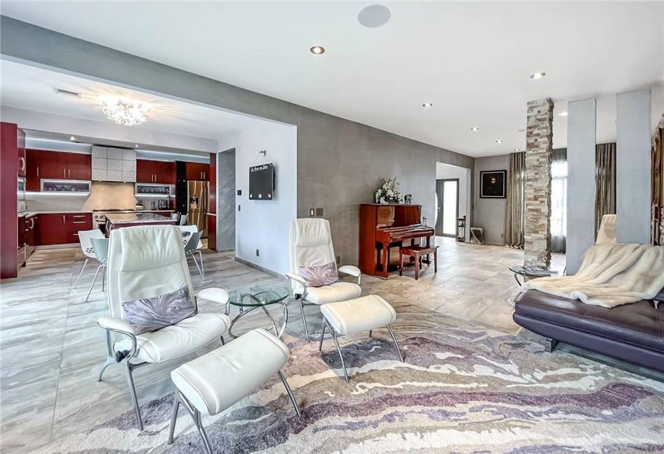 166 Pinewood Avenue, Staten Island, New York 10306, 4 Bedrooms Bedrooms, ,4 BathroomsBathrooms,Residential,For Sale,Pinewood,492458
