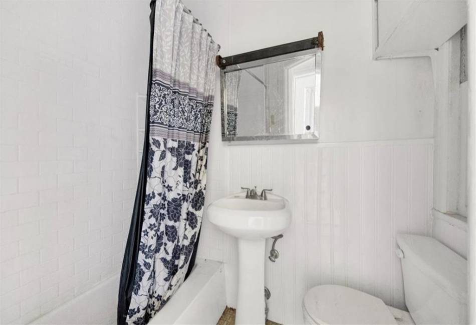 34 Gunther Place, Brooklyn, New York 11233, ,Residential,For Sale,Gunther,492459
