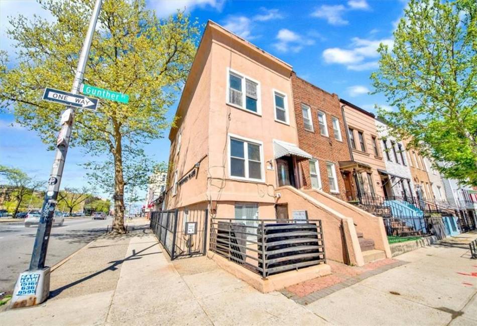 34 Gunther Place, Brooklyn, New York 11233, ,Residential,For Sale,Gunther,492459
