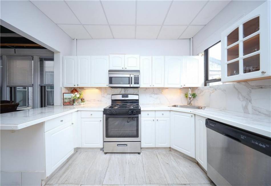 436 76th Street, Brooklyn, New York 11209, 4 Bedrooms Bedrooms, ,3 BathroomsBathrooms,Residential,For Sale,76th,492461