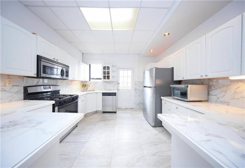 436 76th Street, Brooklyn, New York 11209, 4 Bedrooms Bedrooms, ,3 BathroomsBathrooms,Residential,For Sale,76th,492461