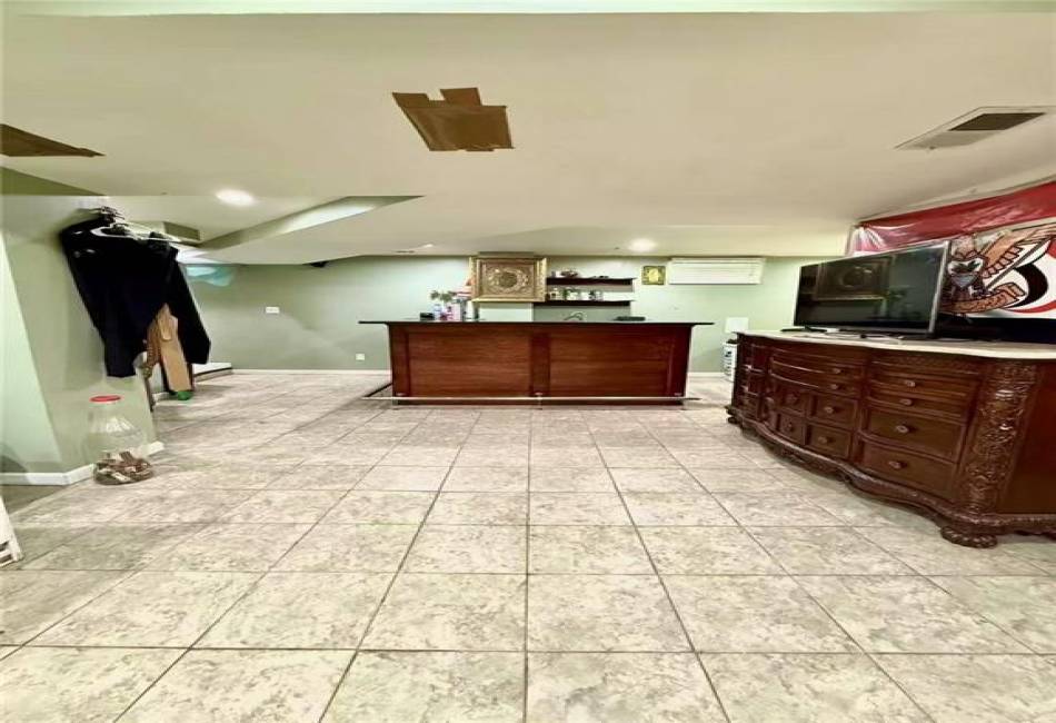 282 Locust Avenue, Staten Island, New York 10306, ,3 BathroomsBathrooms,Residential,For Sale,Locust,492462