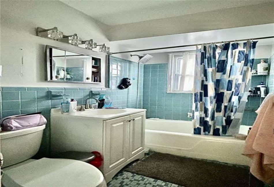 282 Locust Avenue, Staten Island, New York 10306, ,3 BathroomsBathrooms,Residential,For Sale,Locust,492462