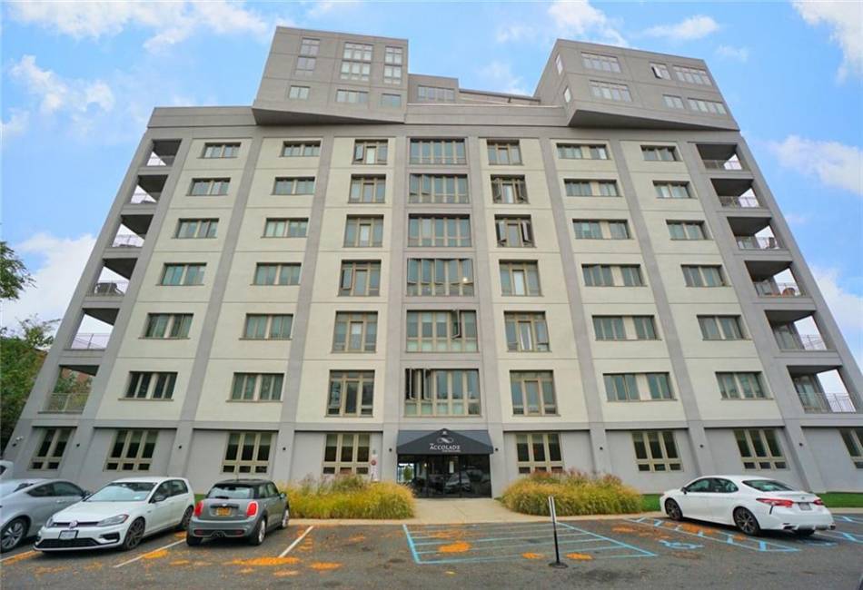 90 Bay Street Landing, Staten Island, New York 10301, 2 Bedrooms Bedrooms, ,2 BathroomsBathrooms,Rental,For Sale,Bay Street Landing,492468