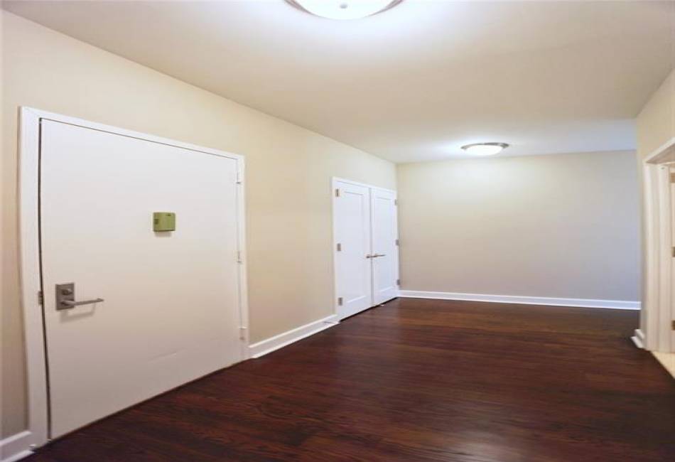 90 Bay Street Landing, Staten Island, New York 10301, 2 Bedrooms Bedrooms, ,2 BathroomsBathrooms,Rental,For Sale,Bay Street Landing,492468