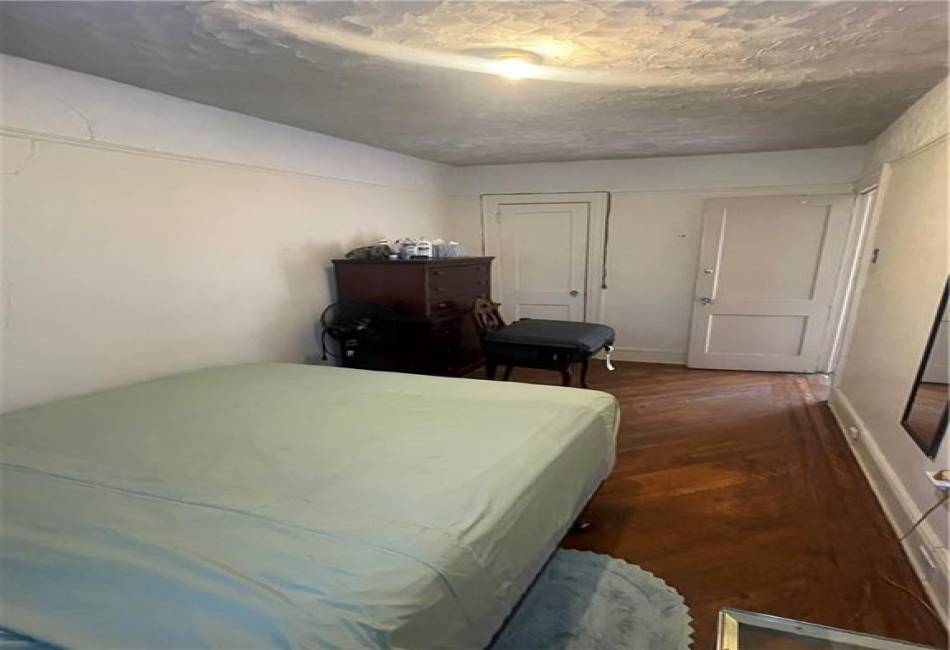 163 29th Street, Brooklyn, New York 11226, 4 Bedrooms Bedrooms, ,3 BathroomsBathrooms,Residential,For Sale,29th,492470