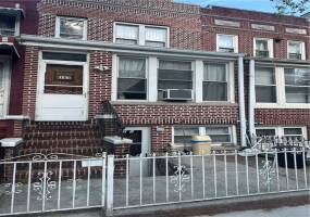 163 29th Street, Brooklyn, New York 11226, 4 Bedrooms Bedrooms, ,3 BathroomsBathrooms,Residential,For Sale,29th,492470