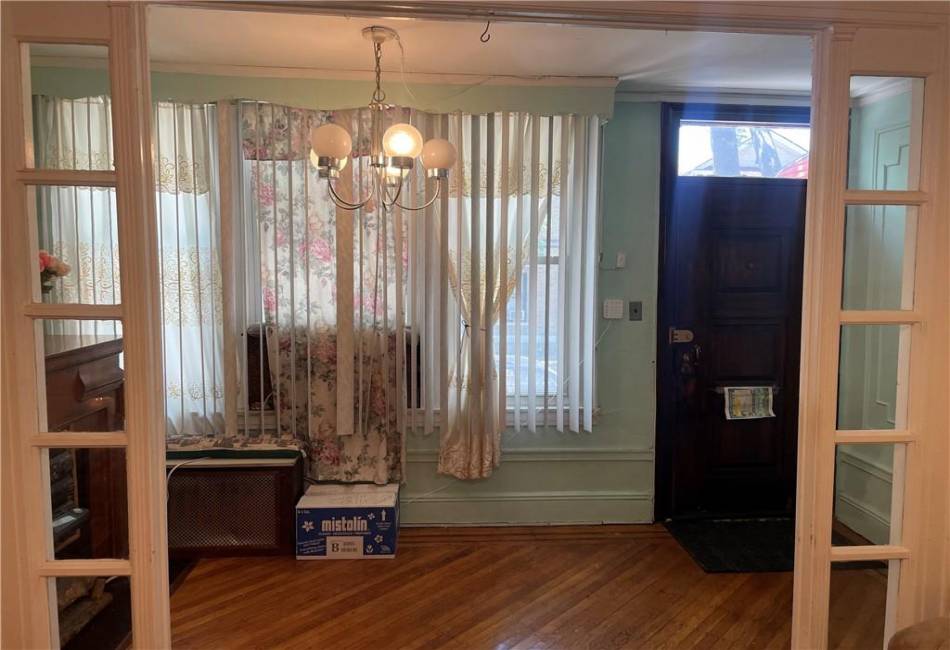 163 29th Street, Brooklyn, New York 11226, 4 Bedrooms Bedrooms, ,3 BathroomsBathrooms,Residential,For Sale,29th,492470