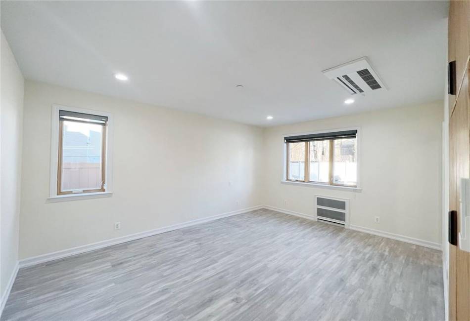 2353 124th Street, Queens, New York 11356, 2 Bedrooms Bedrooms, ,2 BathroomsBathrooms,Rental,For Sale,124th,492474