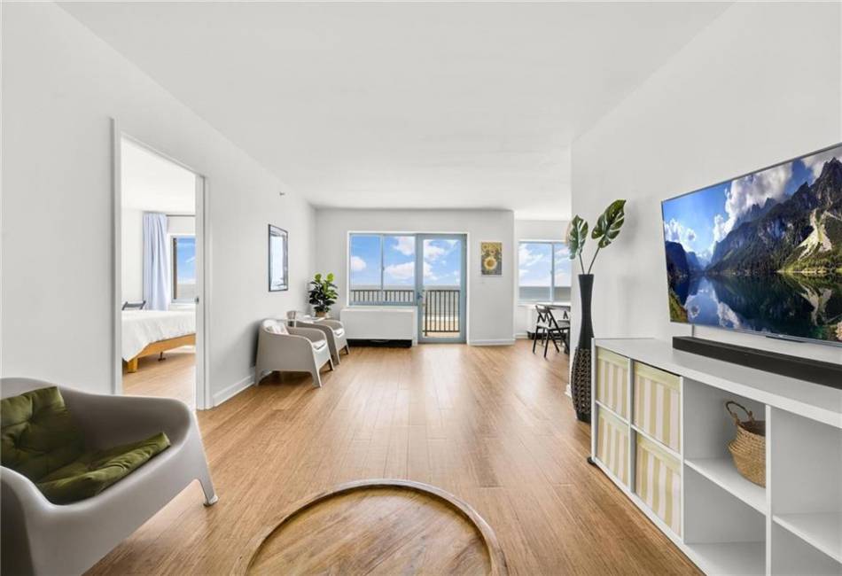 136 Beach 117th Street, Rockaway Park, New York 11694, 2 Bedrooms Bedrooms, ,2 BathroomsBathrooms,Residential,For Sale,Beach 117th,492431