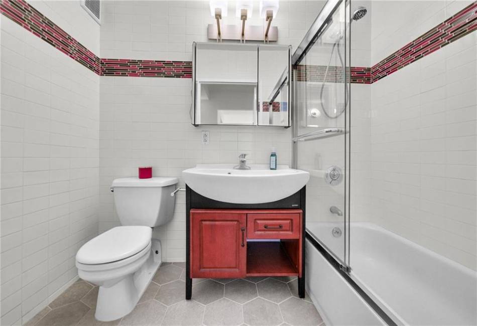 136 Beach 117th Street, Rockaway Park, New York 11694, 2 Bedrooms Bedrooms, ,2 BathroomsBathrooms,Residential,For Sale,Beach 117th,492431