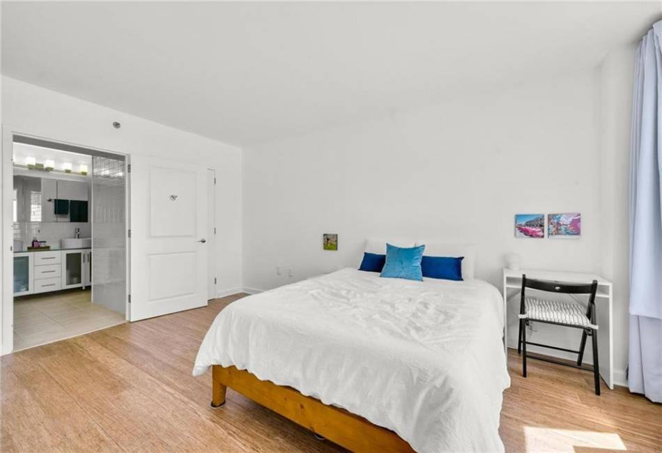 136 Beach 117th Street, Rockaway Park, New York 11694, 2 Bedrooms Bedrooms, ,2 BathroomsBathrooms,Residential,For Sale,Beach 117th,492431