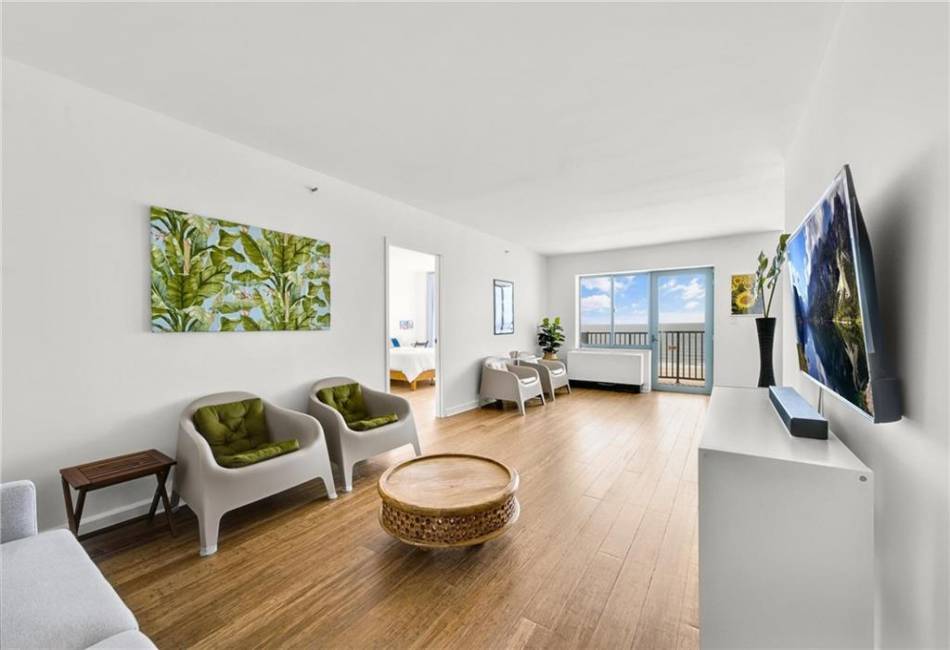 136 Beach 117th Street, Rockaway Park, New York 11694, 2 Bedrooms Bedrooms, ,2 BathroomsBathrooms,Residential,For Sale,Beach 117th,492431