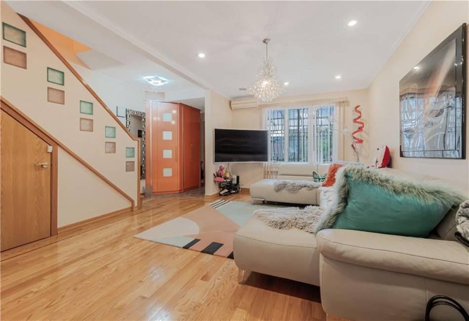 2267 8th Street, Brooklyn, New York 11223, 4 Bedrooms Bedrooms, ,3 BathroomsBathrooms,Residential,For Sale,8th,492443