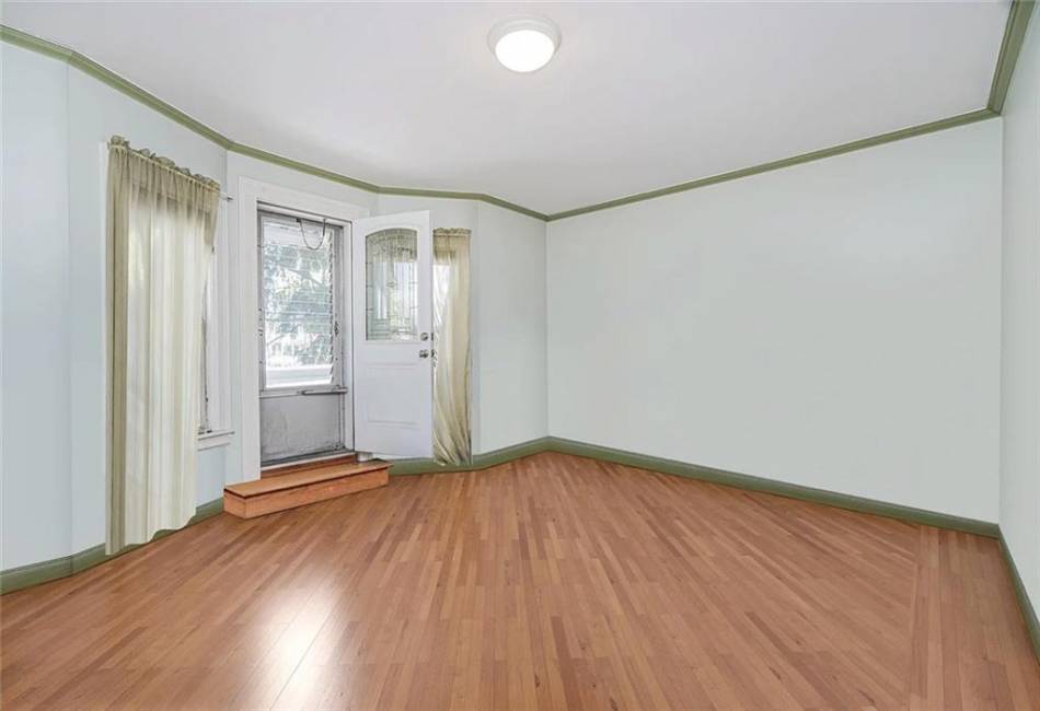 222 Albemarle Road, Brooklyn, New York 11218, 6 Bedrooms Bedrooms, ,Residential,For Sale,Albemarle,492446