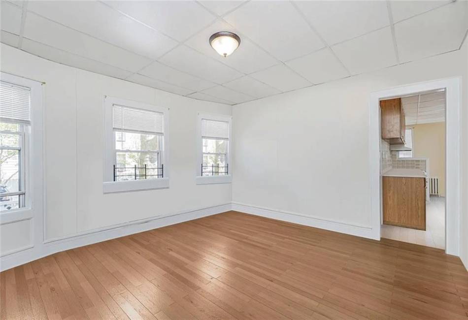 222 Albemarle Road, Brooklyn, New York 11218, 6 Bedrooms Bedrooms, ,Residential,For Sale,Albemarle,492446