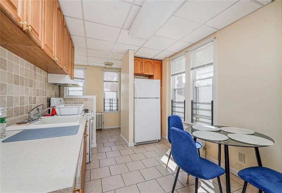 222 Albemarle Road, Brooklyn, New York 11218, 6 Bedrooms Bedrooms, ,Residential,For Sale,Albemarle,492446