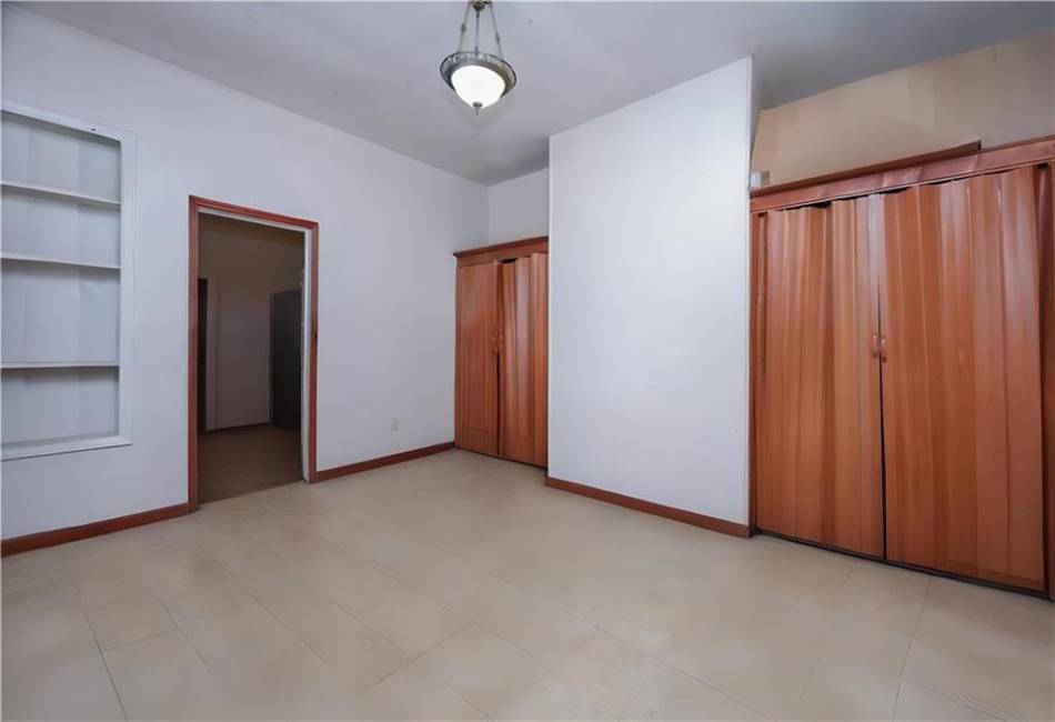 94 Wyona Street, Brooklyn, New York 11207, 5 Bedrooms Bedrooms, ,3 BathroomsBathrooms,Residential,For Sale,Wyona,492455