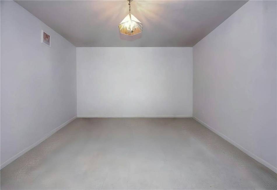 94 Wyona Street, Brooklyn, New York 11207, 5 Bedrooms Bedrooms, ,3 BathroomsBathrooms,Residential,For Sale,Wyona,492455
