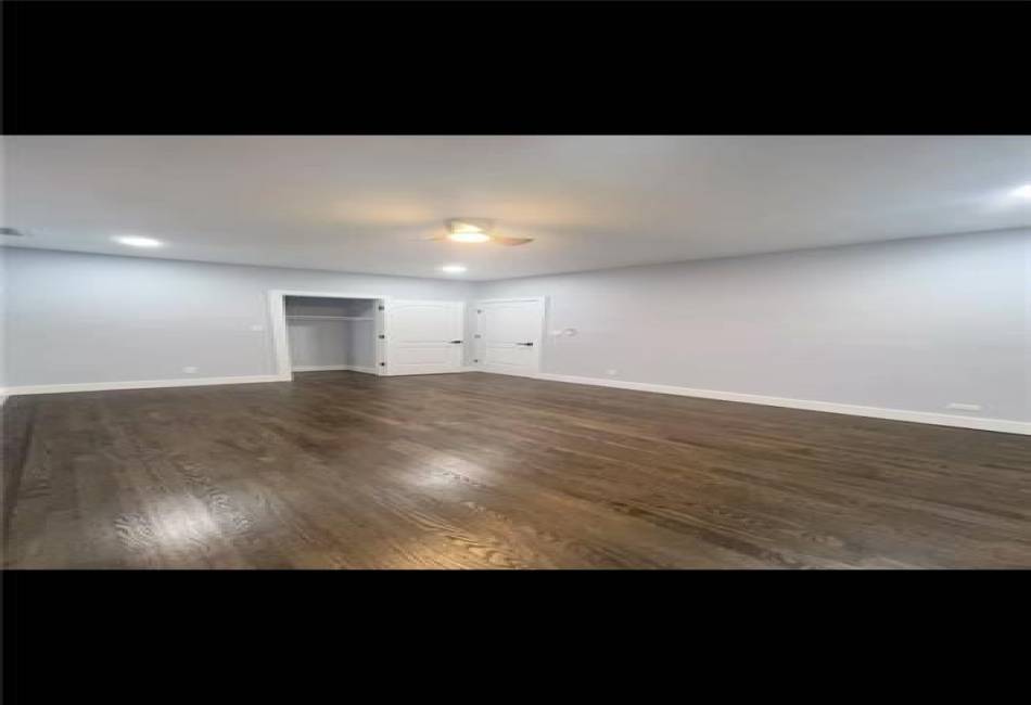 2713 Avenue Y, Brooklyn, New York 11235, 3 Bedrooms Bedrooms, ,2 BathroomsBathrooms,Residential,For Sale,Avenue Y,492481