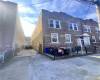 20 Brighton 4th Street, Brooklyn, New York 11235, 8 Bedrooms Bedrooms, ,4 BathroomsBathrooms,Residential,For Sale,Brighton 4th,492483