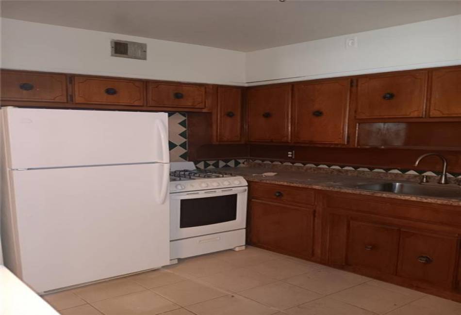 1464 84th Street, Brooklyn, New York 11236, 3 Bedrooms Bedrooms, ,1 BathroomBathrooms,Rental,For Sale,84th,492484
