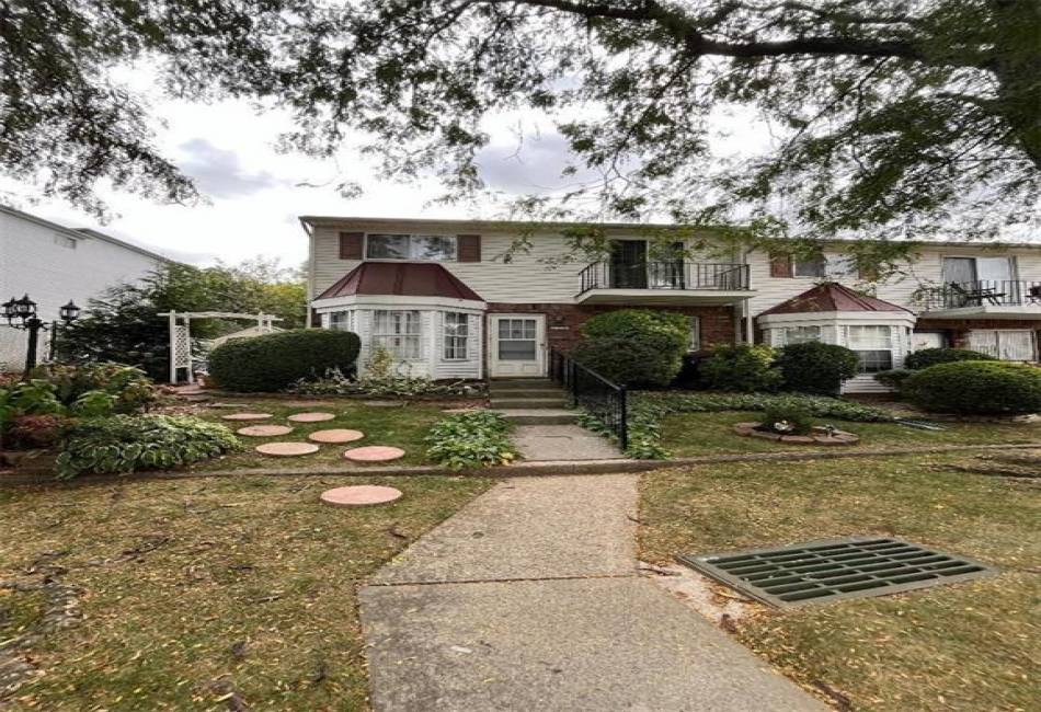 1718 Forest Hill Road, Staten Island, New York 10314, 3 Bedrooms Bedrooms, ,2 BathroomsBathrooms,Residential,For Sale,Forest Hill,492485