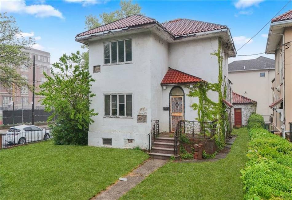 2701 Quentin Road, Brooklyn, New York 11229, 3 Bedrooms Bedrooms, ,1 BathroomBathrooms,Residential,For Sale,Quentin,492436