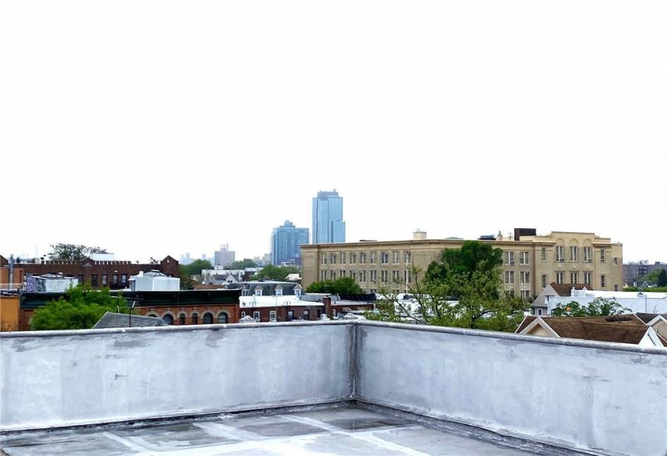 69 Bay 20th Street, Brooklyn, New York 11214, 2 Bedrooms Bedrooms, ,2 BathroomsBathrooms,Residential,For Sale,Bay 20th,492482