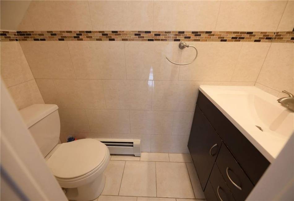 69 Bay 20th Street, Brooklyn, New York 11214, 2 Bedrooms Bedrooms, ,2 BathroomsBathrooms,Residential,For Sale,Bay 20th,492482
