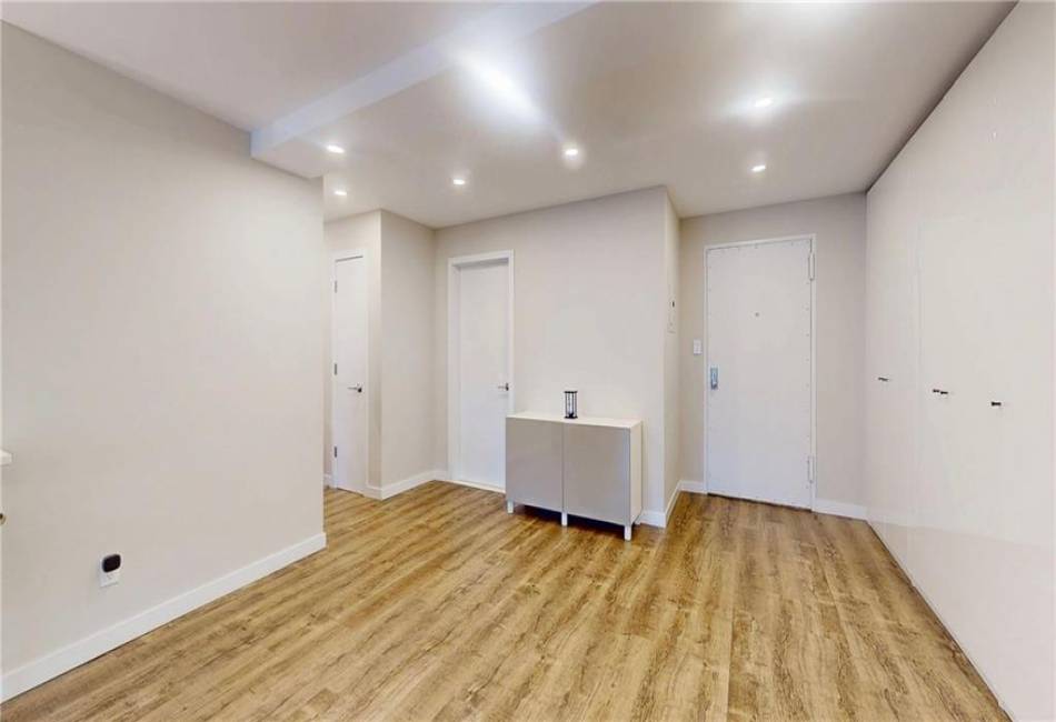 1311 Brightwater Avenue, Brooklyn, New York 11235, 2 Bedrooms Bedrooms, ,2 BathroomsBathrooms,Residential,For Sale,Brightwater,492494