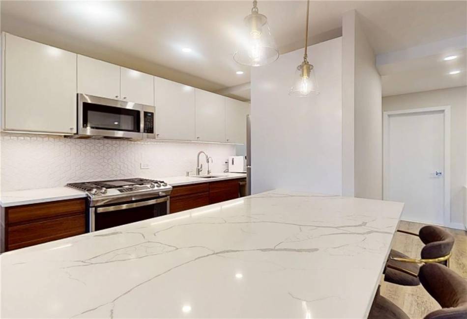 1311 Brightwater Avenue, Brooklyn, New York 11235, 2 Bedrooms Bedrooms, ,2 BathroomsBathrooms,Residential,For Sale,Brightwater,492494