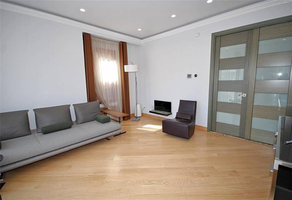 164 Oxford Street, Brooklyn, New York 11235, 3 Bedrooms Bedrooms, ,4 BathroomsBathrooms,Residential,For Sale,Oxford,492496