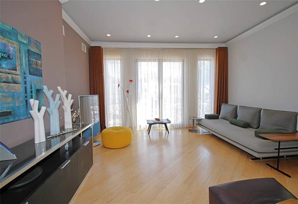 164 Oxford Street, Brooklyn, New York 11235, 3 Bedrooms Bedrooms, ,4 BathroomsBathrooms,Residential,For Sale,Oxford,492496